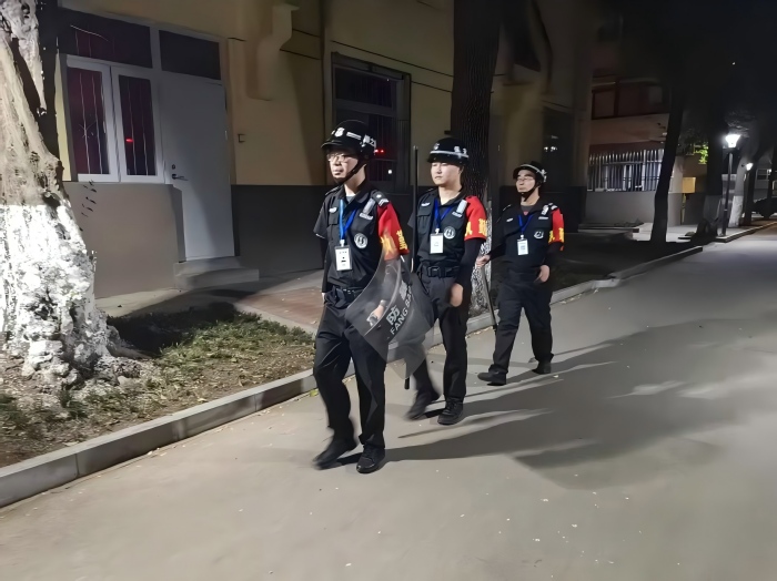 700物业.jpg